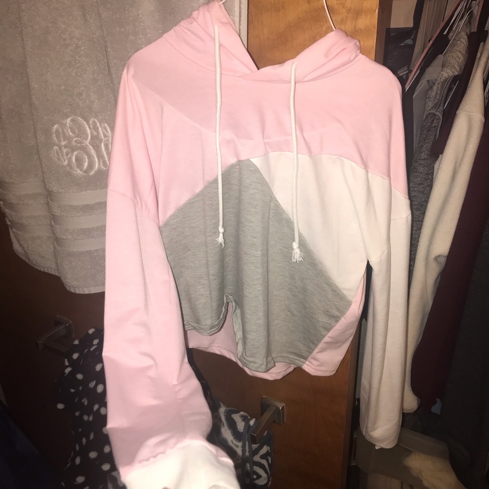 Cropped hoodie (never worn)